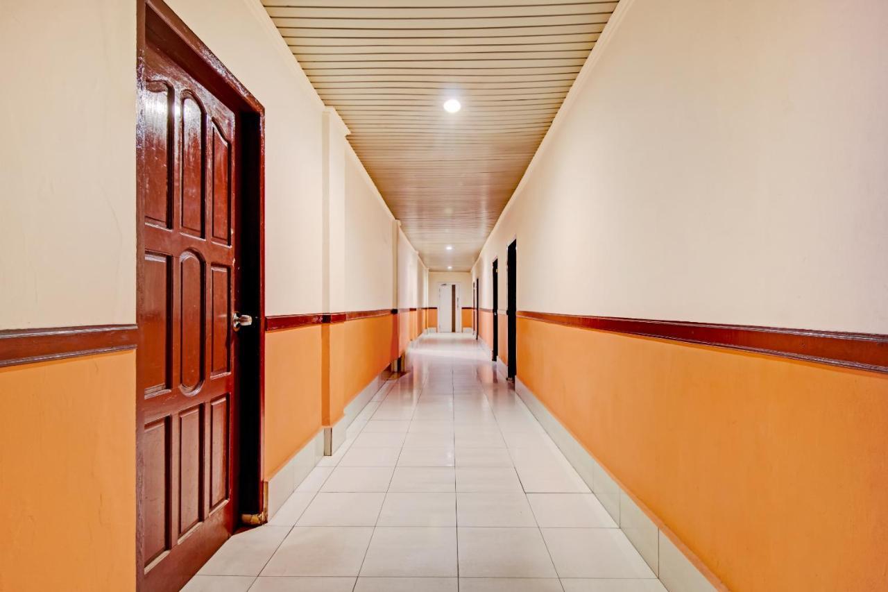 Oyo 90697 Hotel Wisata Dumai Exterior foto