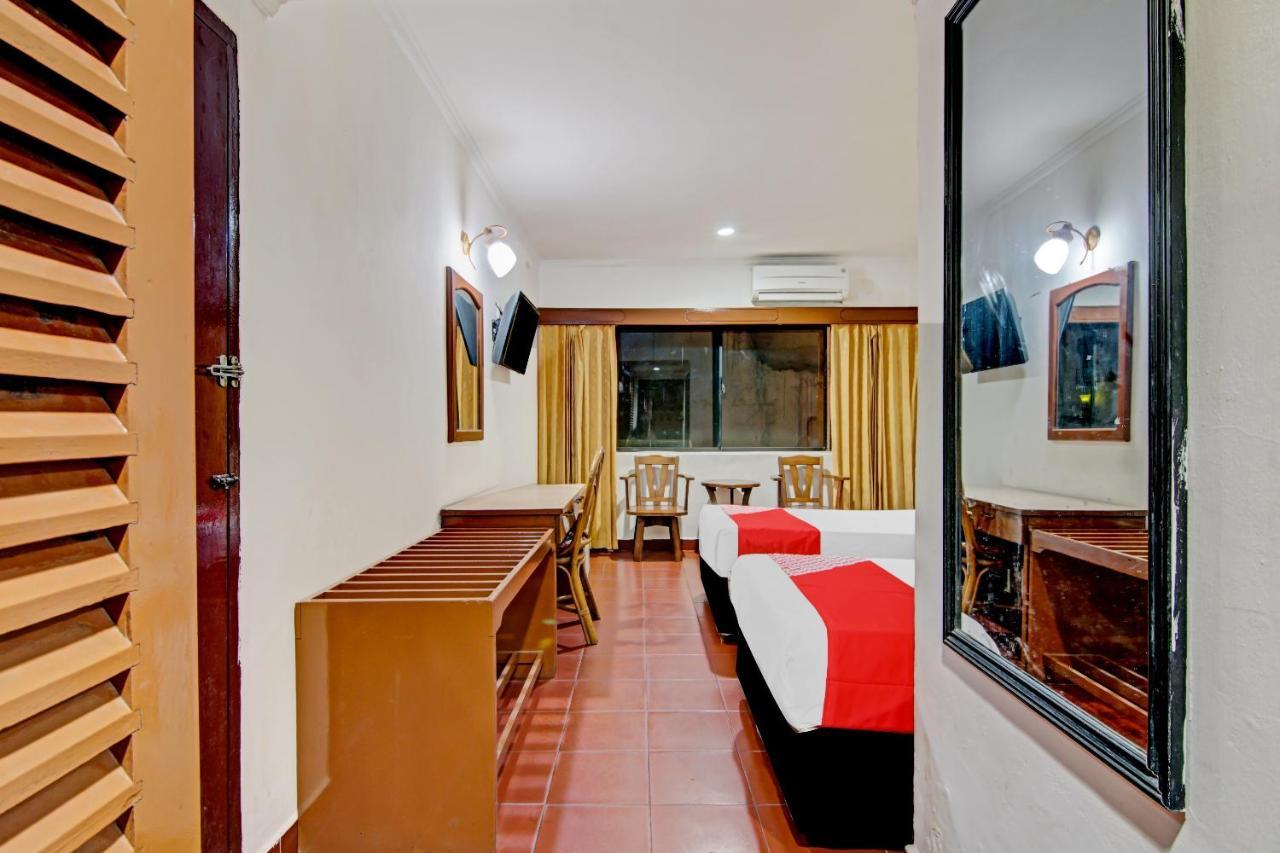 Oyo 90697 Hotel Wisata Dumai Exterior foto